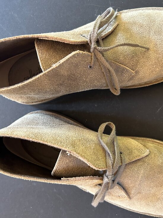 Clarks Collection, chukka boot, sand suede upper, size 10.5 men